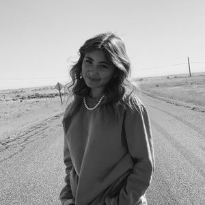 Meet your Posher, Afton